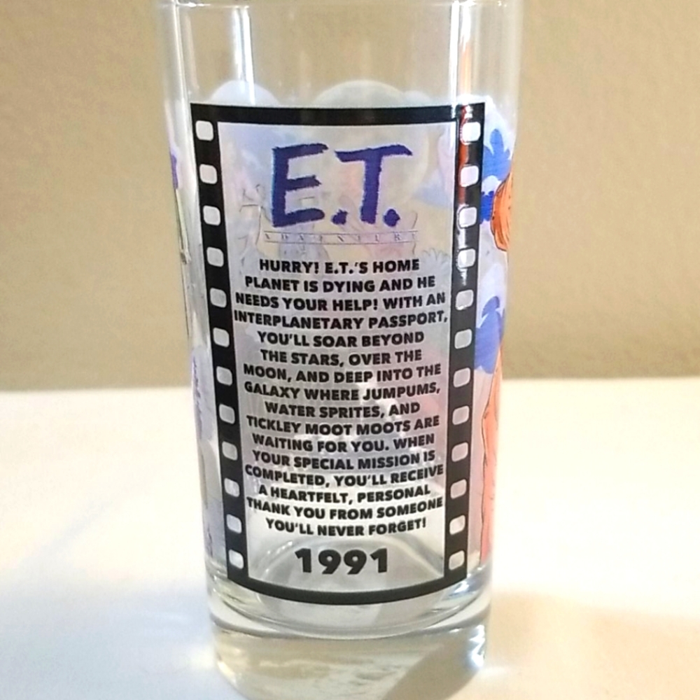 Universal studios Retro ET Glass - Picture 3 of 4